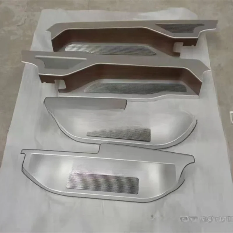 

Suitable for Elfa threshold strip alphard with lamp Welfa welcome pedal vellfire modification