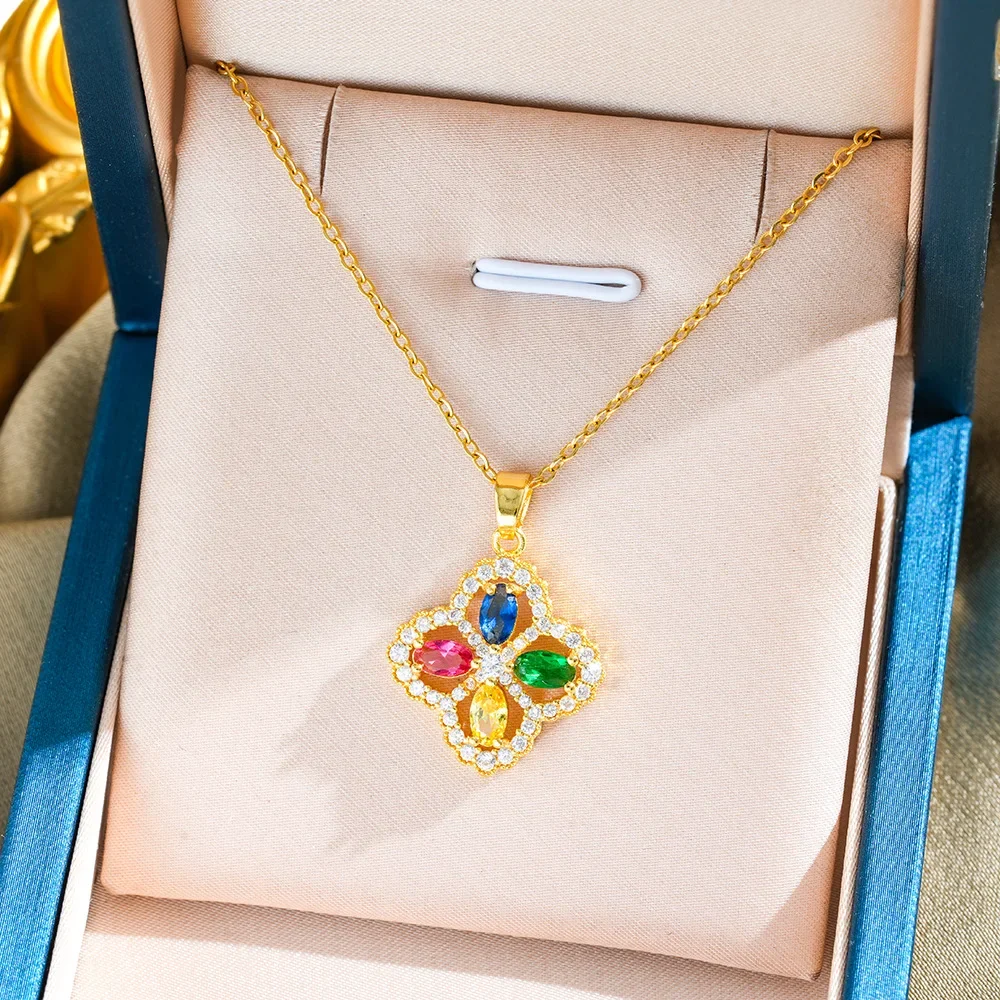 

new The 2025 new four-leaf clover necklace with a light luxury style for women and a niche full of diamonds