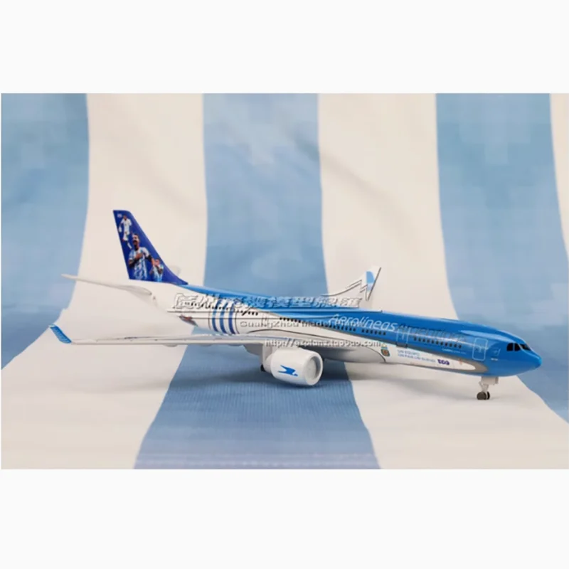 20 سنتيمتر Aerolineas Argentinas A-330 A330 سبيكة الركاب نموذج طائرة جمع عرض بوتيك الديكور