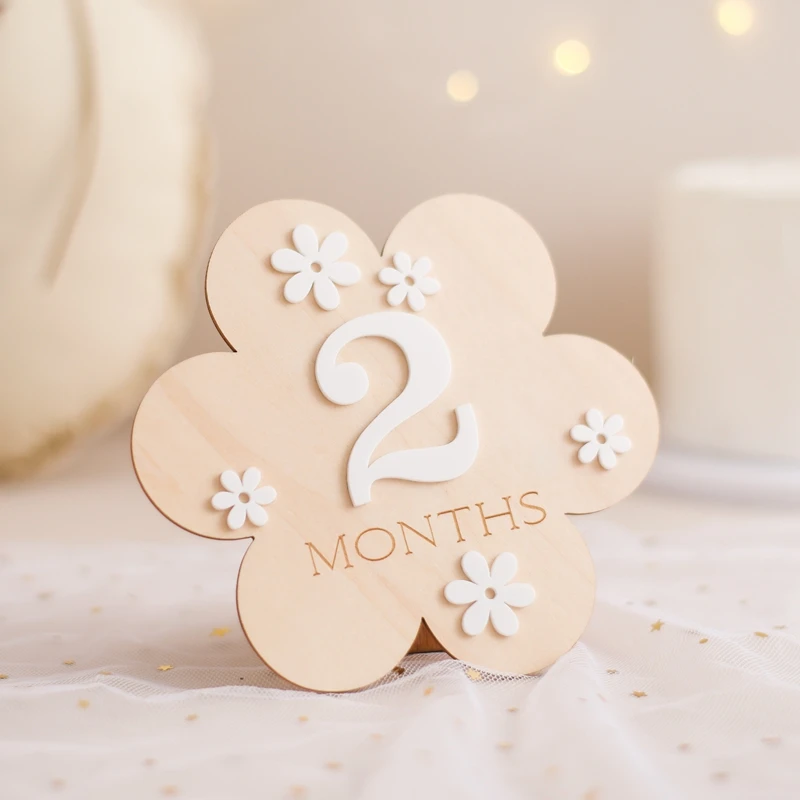 Newborn Photography Props Wooden Milestone Set Flower Garland Photo Booth Accessories Baby Shooting Props Newborn Gift Set