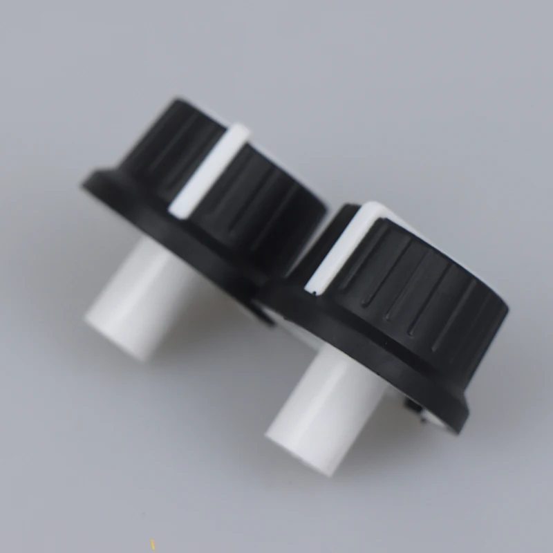 2PCS New Rubber25 * 25.5MM Encoder rotativo in gomma bianca e nera potenziometri con manopola a mezzo albero per manopole con interruttore del Volume