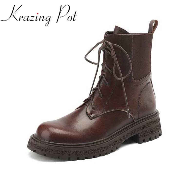 

Krazing Pot Cow Leather Round Toe Thick Med Heels Winter Keep Warm Knight Boots Lace Up Flat Platform Ins Handsome Ankle Boots