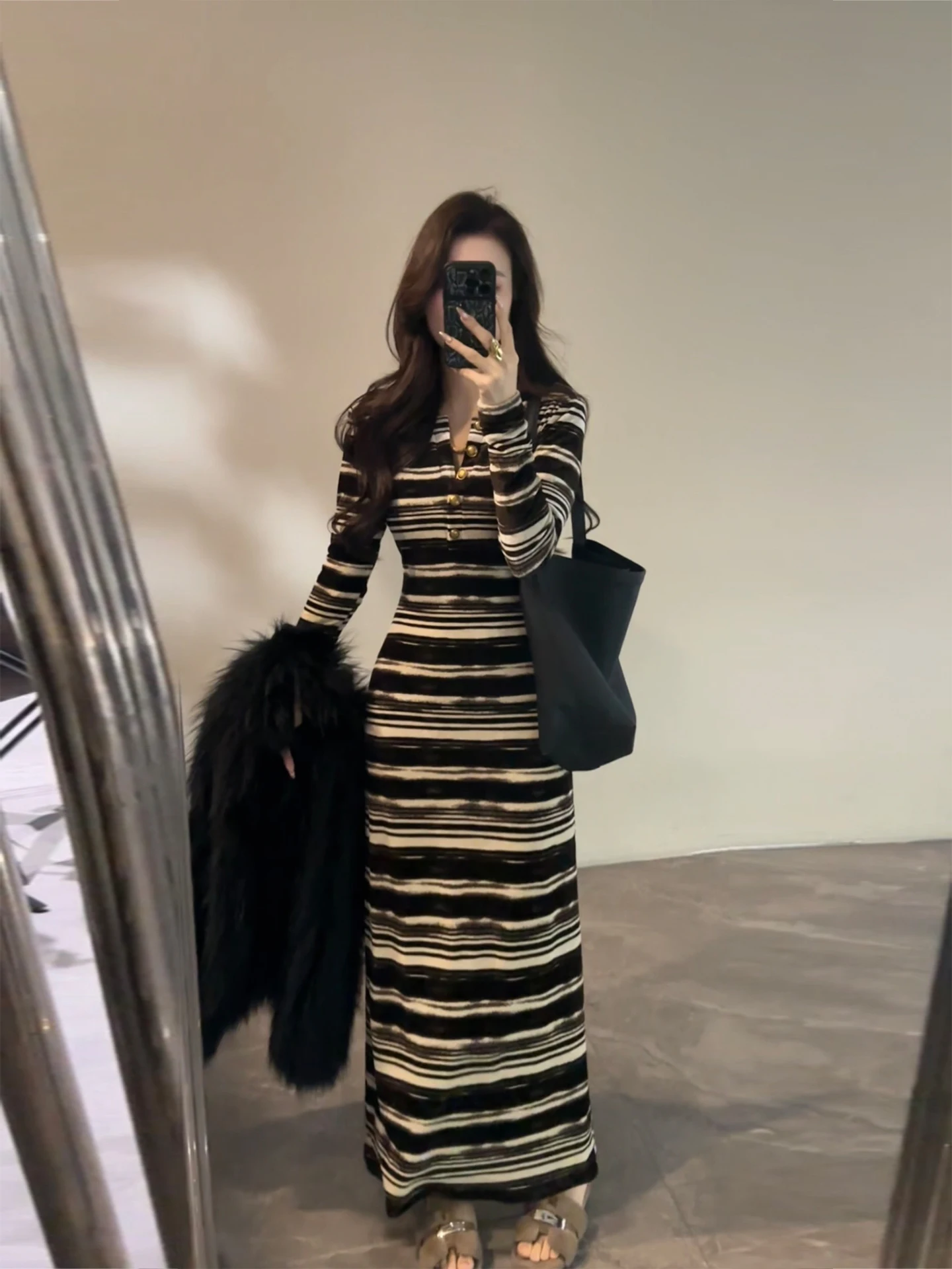 

Осенне-зимняя двухслойная юбка А-силуэта с длинными рукавами, в полоску, приталенная, повседневная, прямого кроя, модель DT865