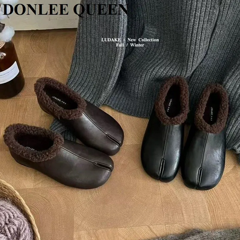 

2026 Fashion Tabi Ninja Moccasins Split Toe Shallow Flat Heel Ballet Women Shoes Slip On Loafer Warm Plush Retro Winter Footwear