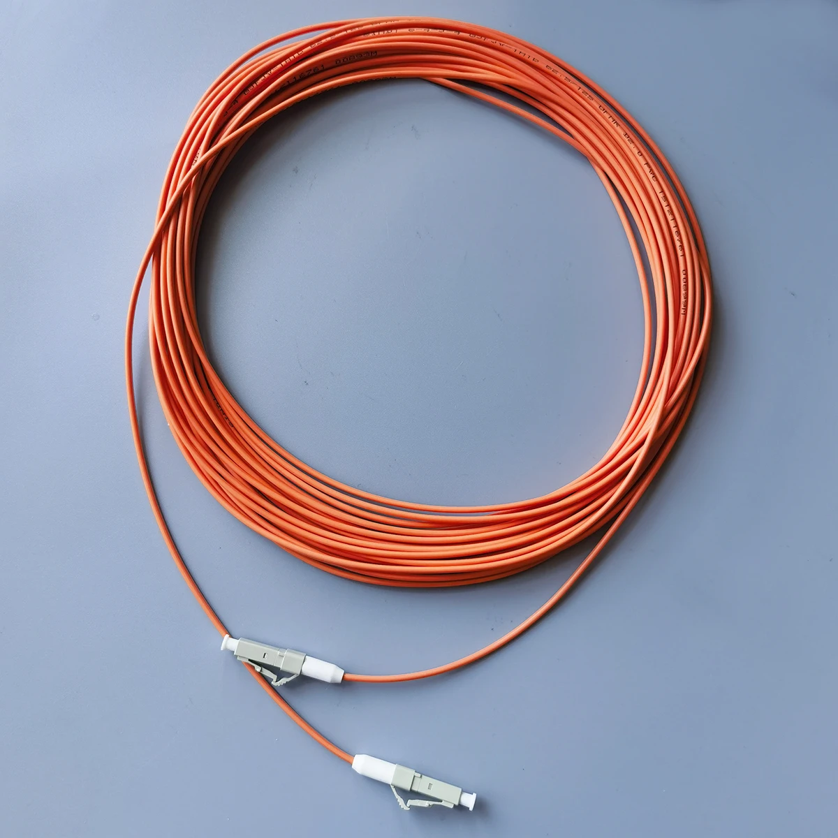 Kabel krosowy światłowodowy FTTH LC/UPC-LC/UPC 2,0 mm kabel krosowy światłowodowy wielomodowy konwerter jednorzędowy kabel krosowy 10M Fibra Optic