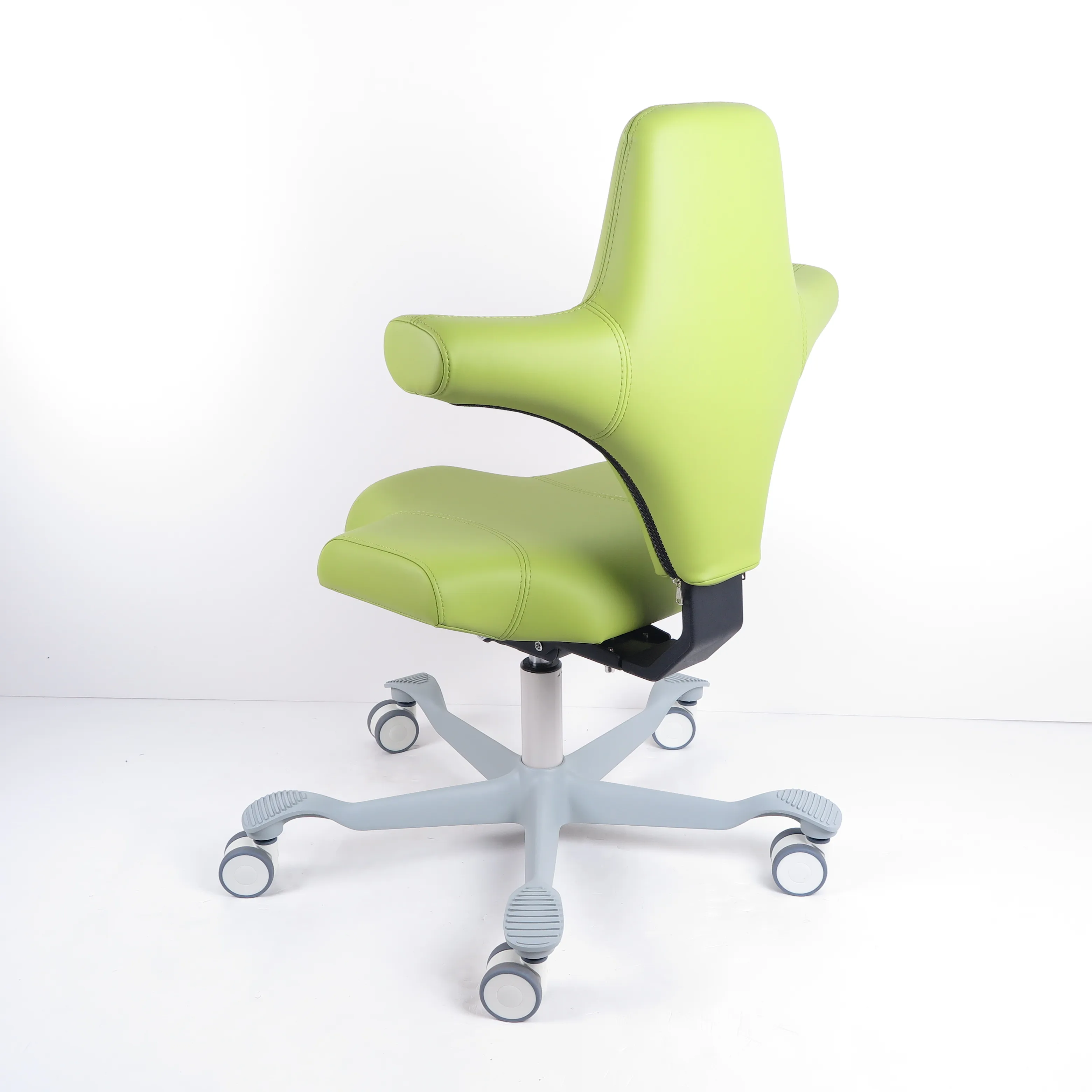 كرسي طبي مريح بتصميم السرج، مص - مراجعة Medical Lab Chair وسعره