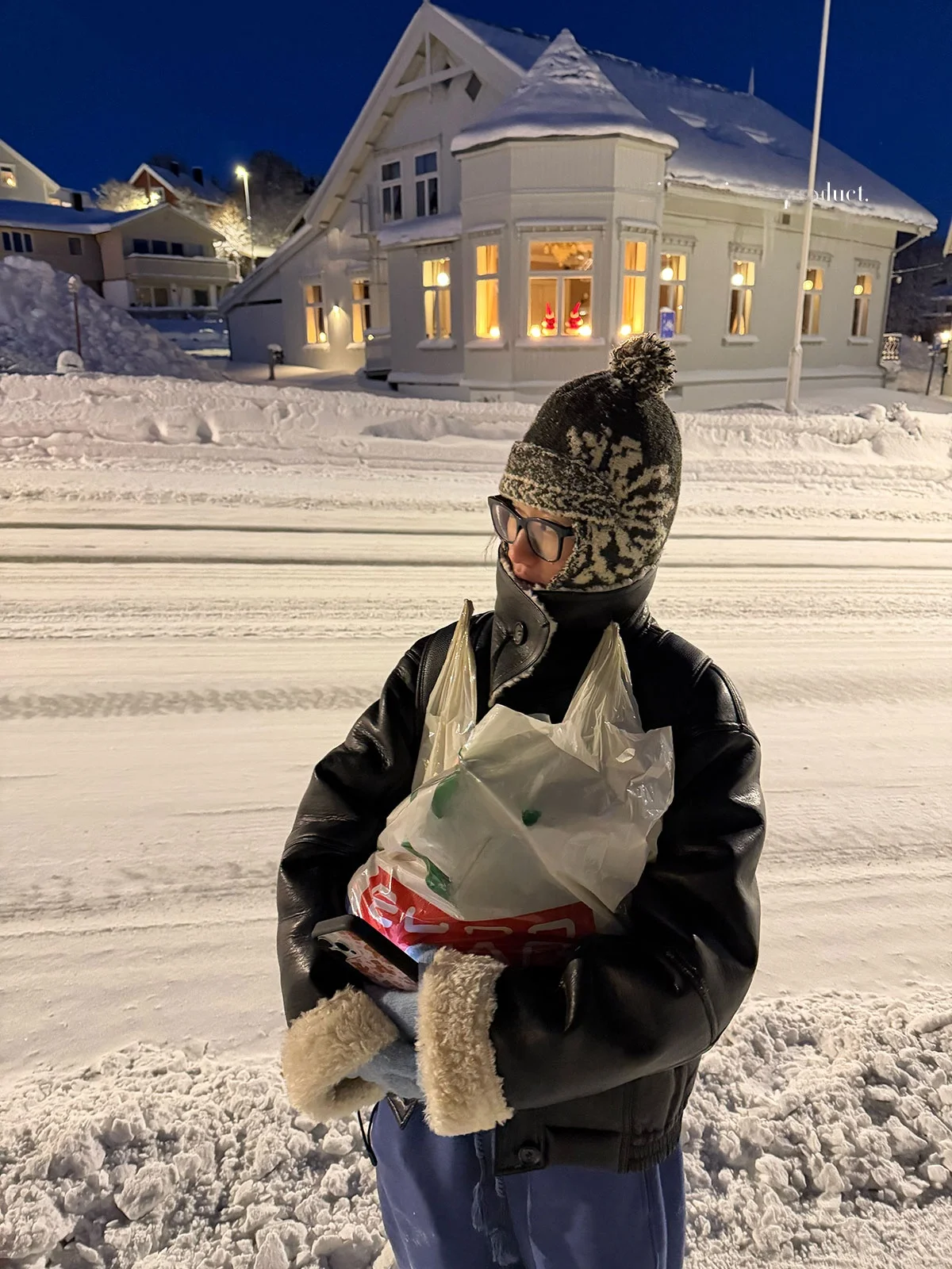 レディースヘビーデューティーPUレザージャケット、ラムファー裏地付き、暖かいトップス、エコフレンドリーでおしゃれな冬用コート、アメリカンスタイル、長袖
