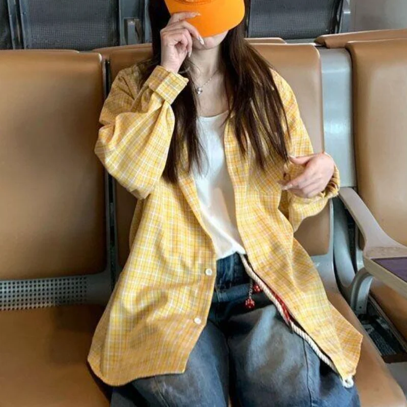 

Retro Long Sleeve Shirt Top Lightweight Plaid Women Sun Protection Loose Fit Lapel Collar Trendy Oversized Long Sleeve Top