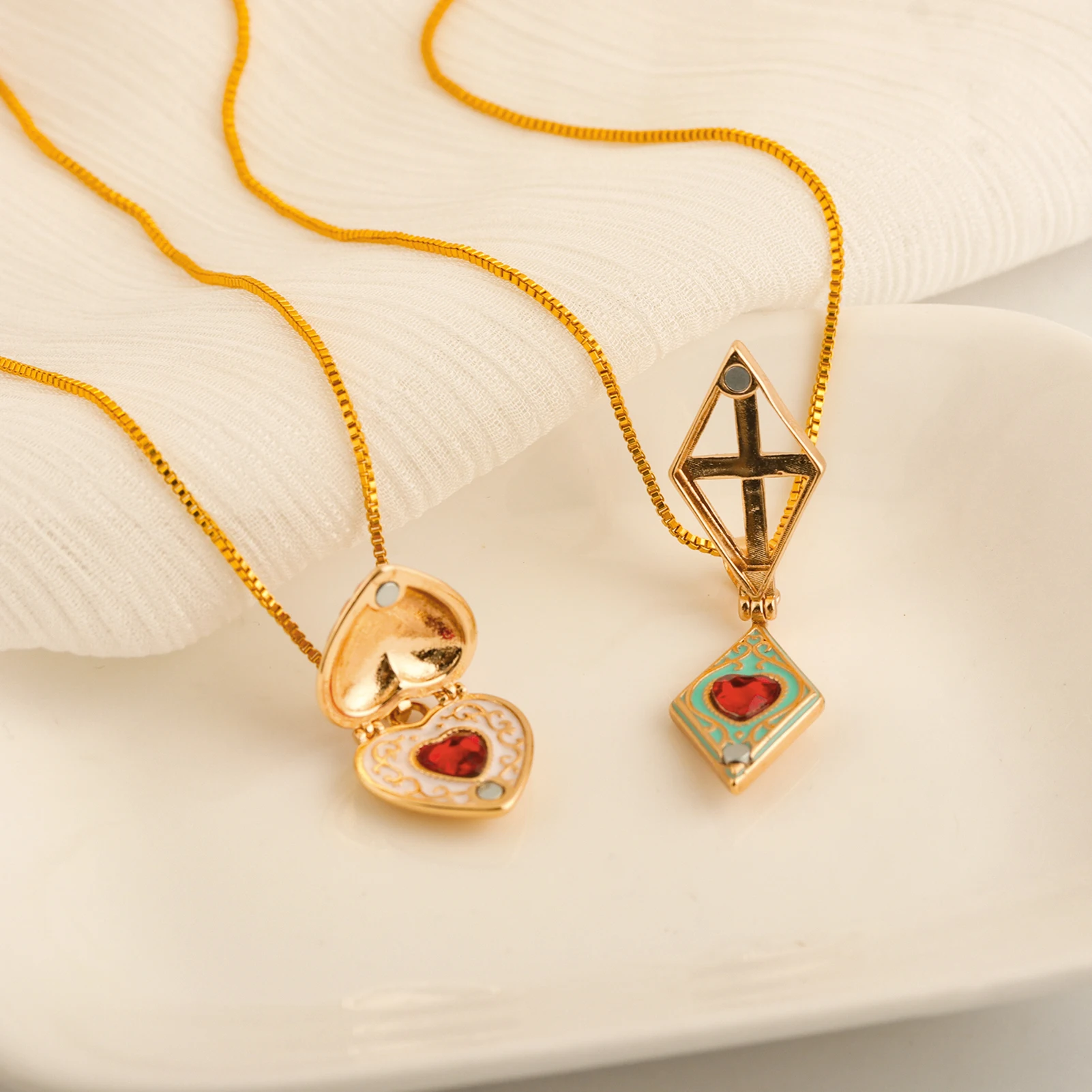 Thumbnail 4 - #49 Best Necklaces to Buy In 2026