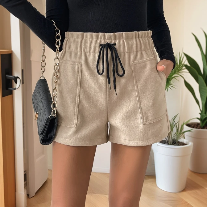 

Casual elastic woolen shorts