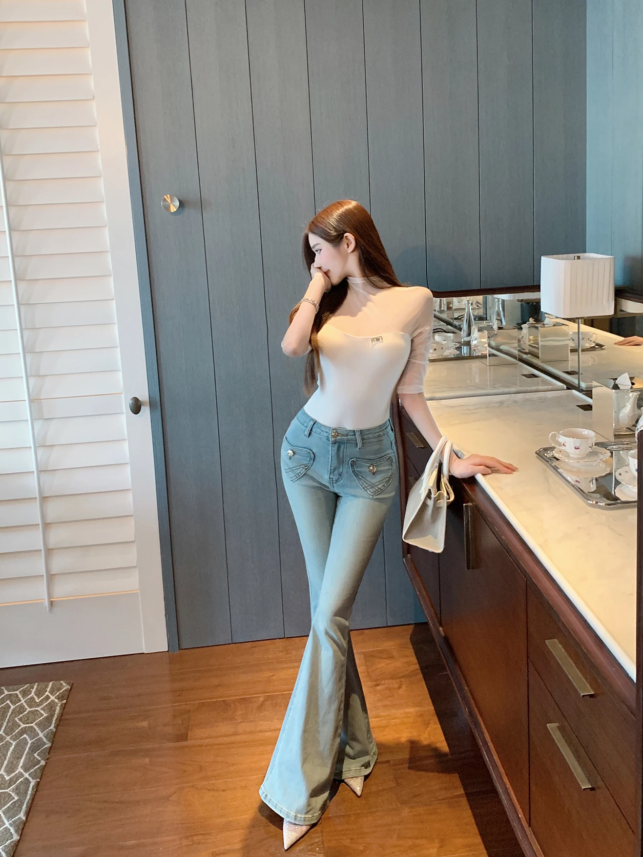 

Джинсы-клеш Luna с высокой талией, светлые, с вышивкой в виде сердца, облегающие, длинные брюки, женская зимняя мода, новинка