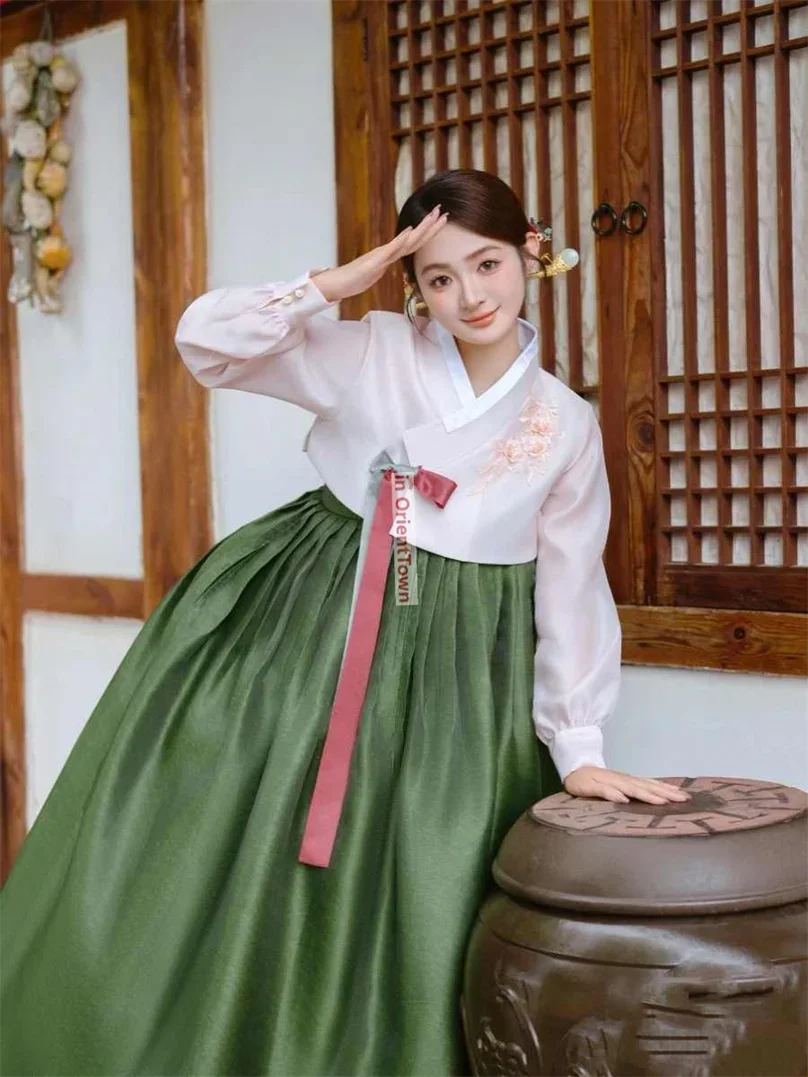 2025 nuovo coreano Jilin Yanji Brigade Shoots Costume Internet Famosa minoranza etnica Palazzo tradizionale Abito di scena Hanbok Femminile