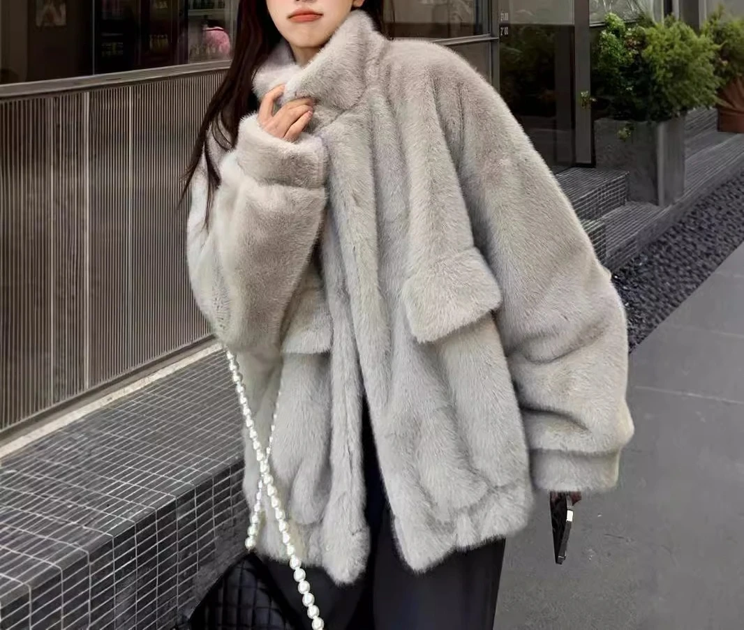 

Winter Fur Jacket Loose Plush Coat Women's New Beige Mink Hair Stand-up Collar Big Pocket Fur Top