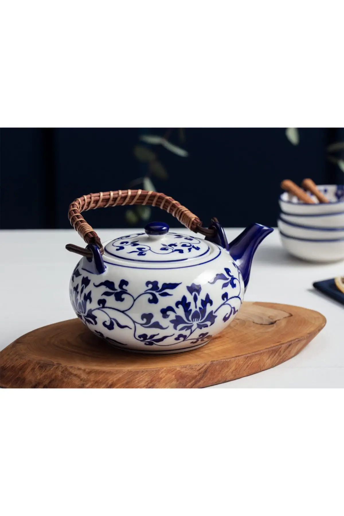 Ravi Chinaware Teapot