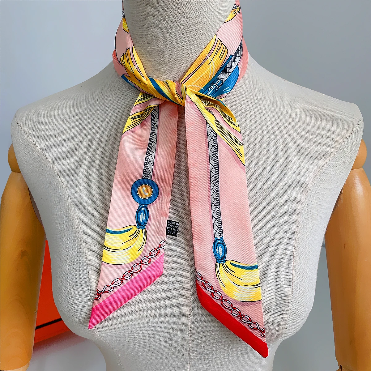 Twill 100% Silk Scarf Luxury Brand Design Horsewhip Fashion Scarf Women Foulard Skinny Bag Scarves Neckerchief Hair Headband