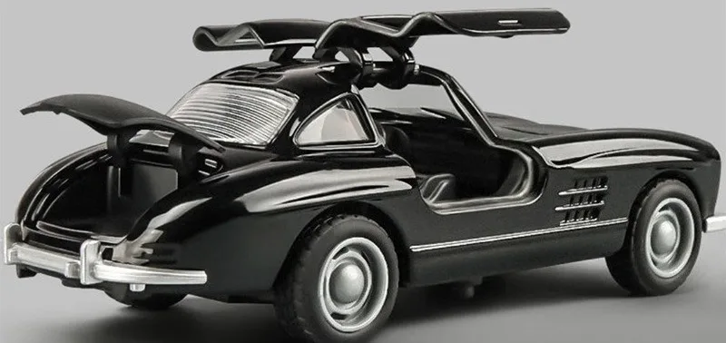 Coche de juguete de aleación para niños, coche deportivo de carreras realista, modelo de regalo, vehículo de juguete, coche de simulación, juego para niños