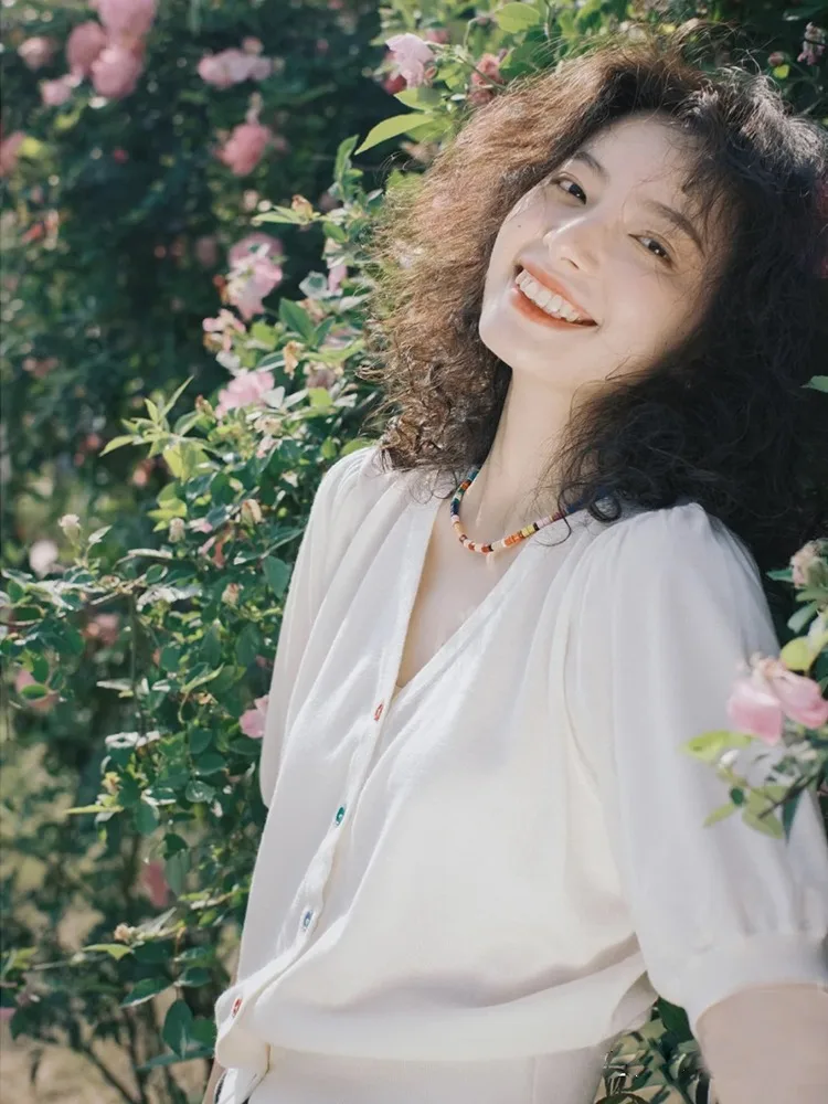 Korean Sle Sweet Personali V-Ne Bubble Sve Knitted Sweater Women Summer Faionable Slimming Thin Ice Silk Open Card...