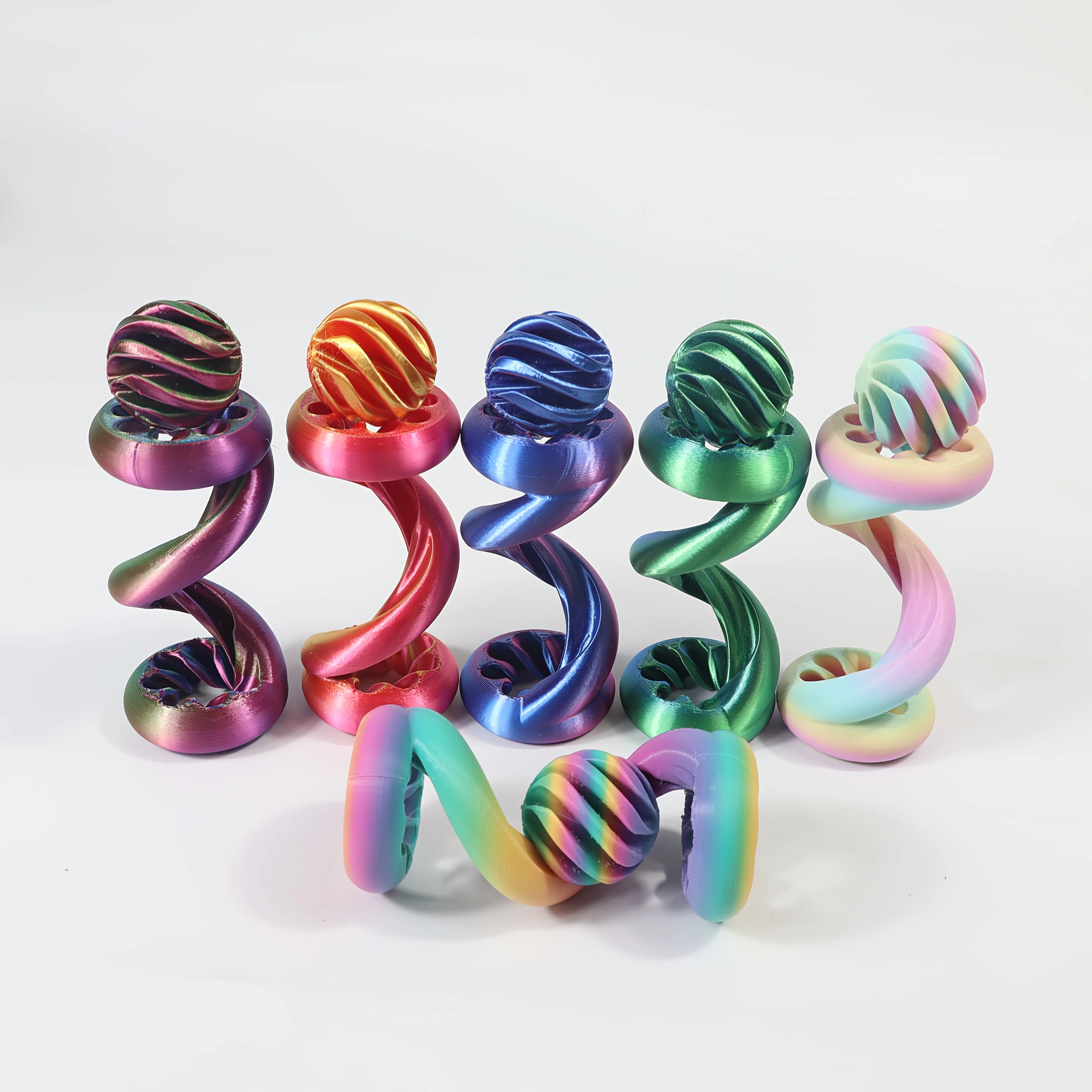 3D Printed Vortex Spiral Ornament Rainbow Random Color Unique Desktop Decor For Designer Hobbyist Stress Relief Office Home Inte