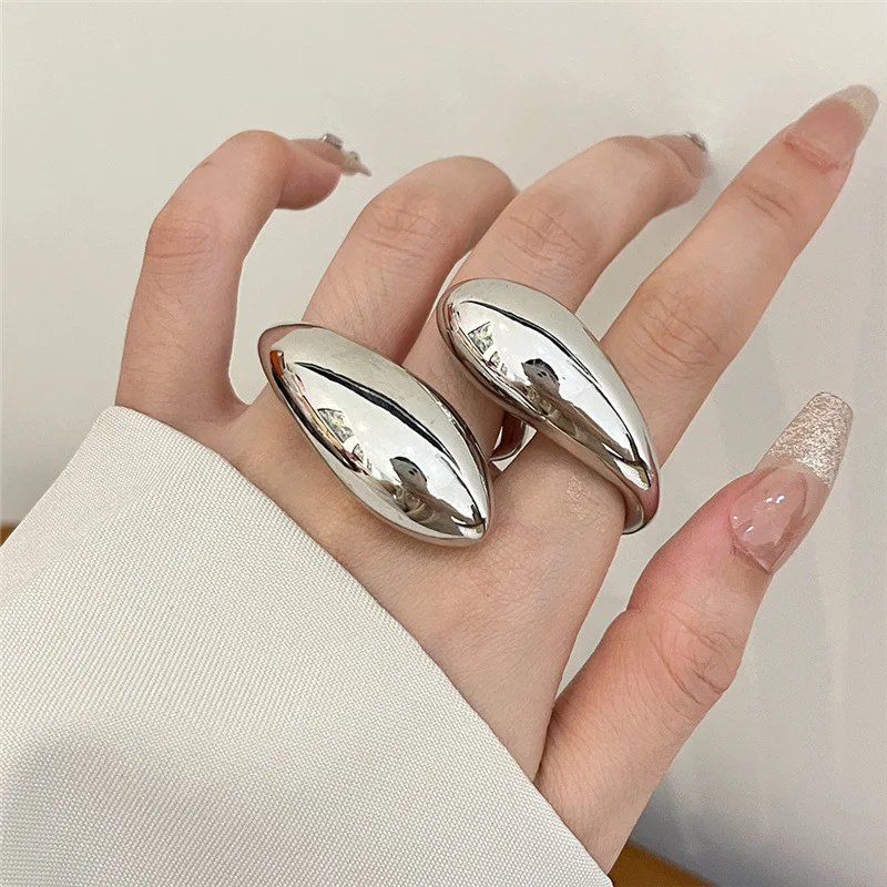 Niche Design Smooth Surface Metal Geometric Water Drop Shape Opening Rings for Women Exaggerated Designer Jewelry Accessory Gift