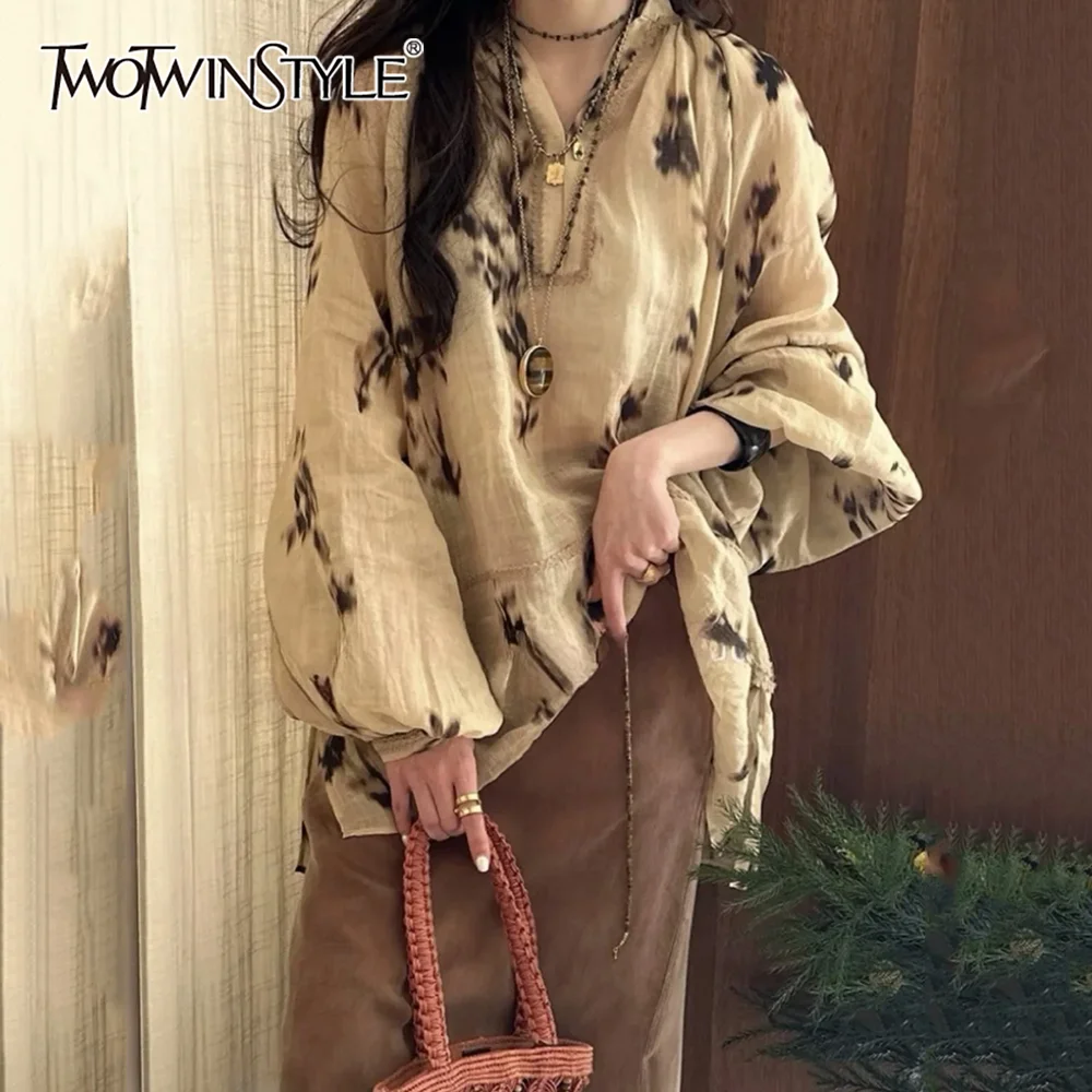 

TWOTWINSTYLE Hit Color Spliced Printing Basics Shirt Female O Neck Long Sleeve Loose Casual Women's Shirts Autumn Fashion New