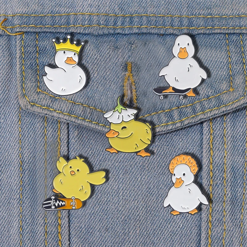 Creative Cartoon Duck King Enamel Pins Yellow Chicken Goose Skateboard Brooch Badge Trendy Cute Lapel Jewelry Gift For Friends