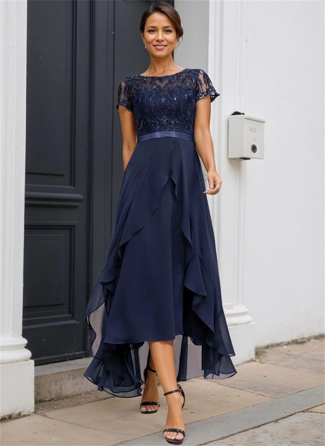 

Elegant Chiffon Mother of the Bride Dresses With Belt Women Short Sleeve Chic Ruffles Sequins Vintage Wedding Prom Evening Gowns