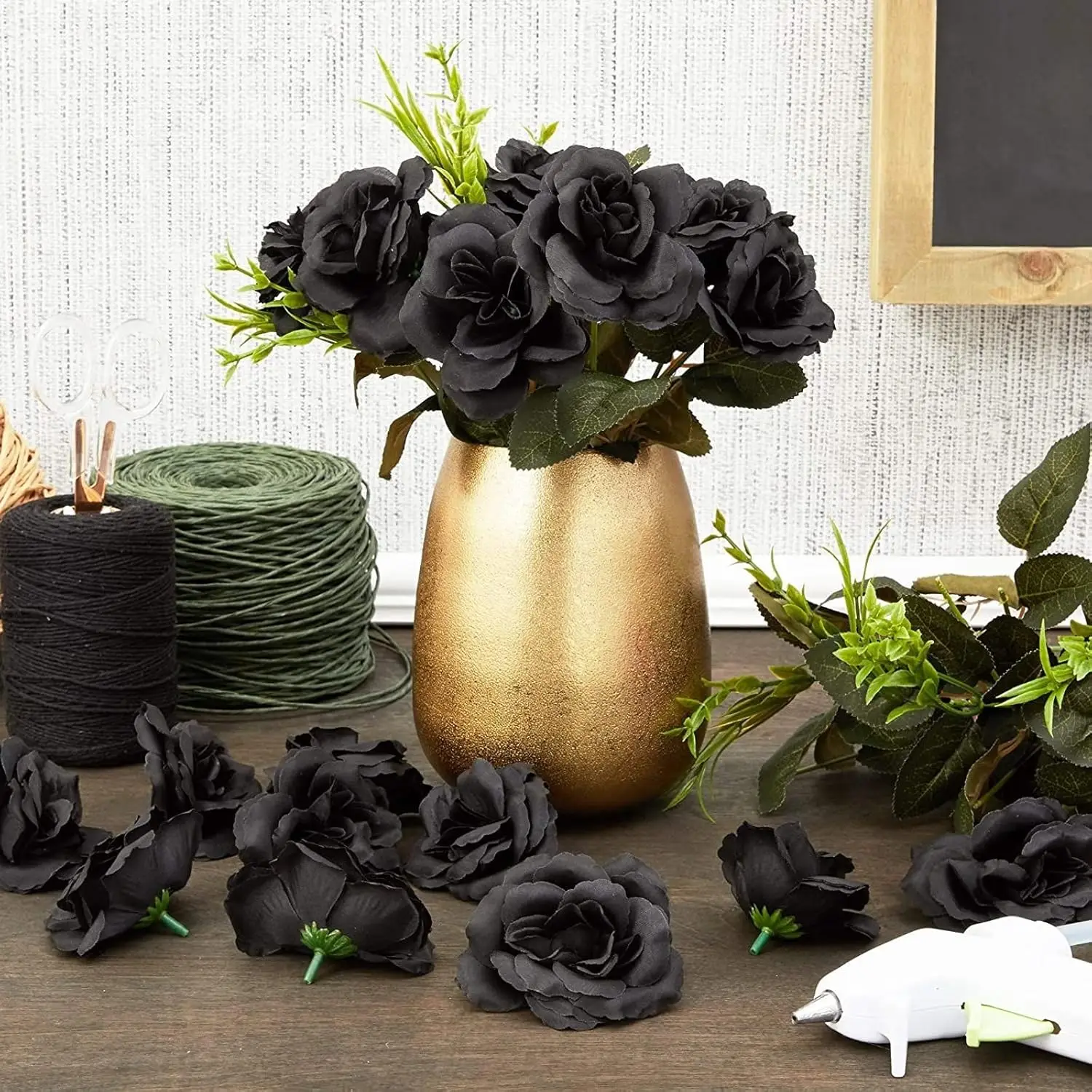 

50/100pcs Artificial Flowers Rose Wedding Home Room Festival Decor Bridal Outdoor Garden Flower Head DIY Headwear Gift Candy Box