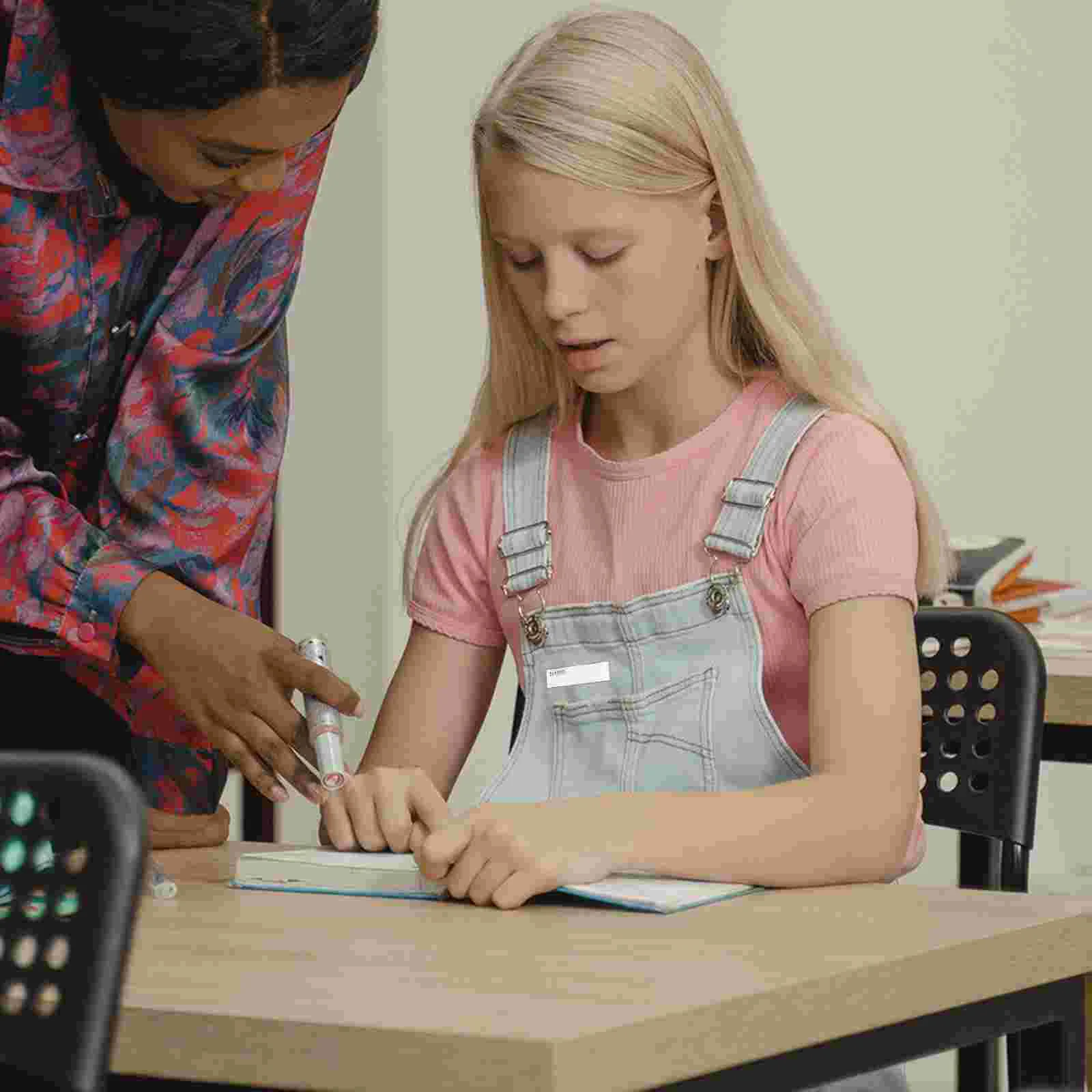 200 Pcs Name Tag Clothes Washable Label with Pen Labels Clothing DIY Can Write Apparel