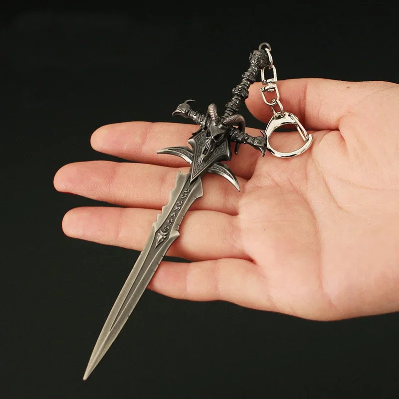 14cm Vintage World of Warcrafts Model Keychain for Men Boys WOW Frostmourne Metal Key Ring Finder Fans Car Bag Decor Jewelry