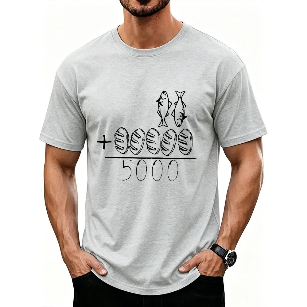 T-shirt drôle et décontracté en coton à manches courtes et col rond avec le verset biblique « Jésus nourrit les 5000» (2 poissons, 5 pains)