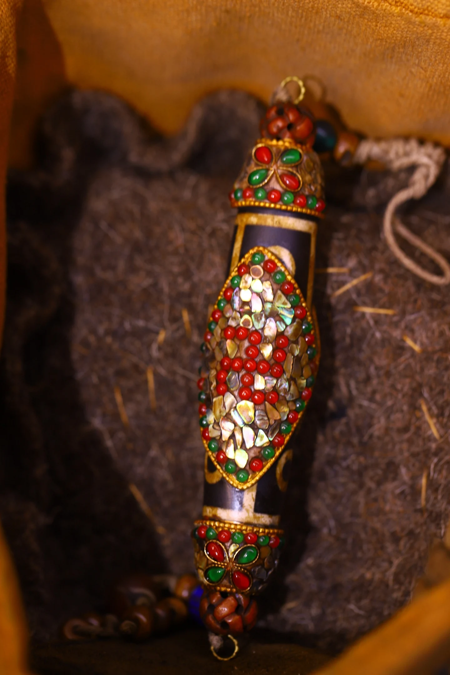 Agate Filigree Mosa…