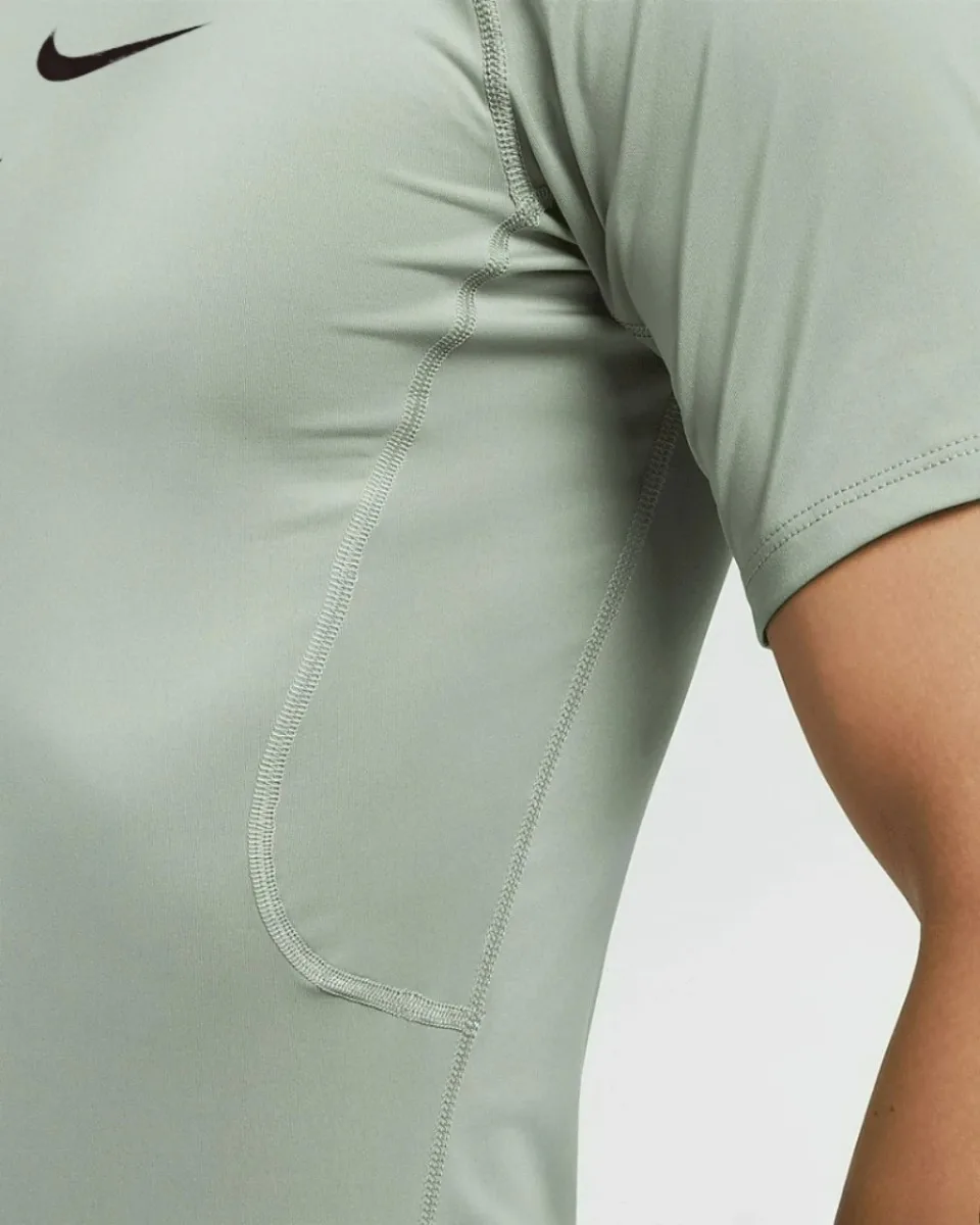 Oversized Tee TopNike Pro Dri fit men's tight sports fitness T-shirt FB7933-370 view 4
