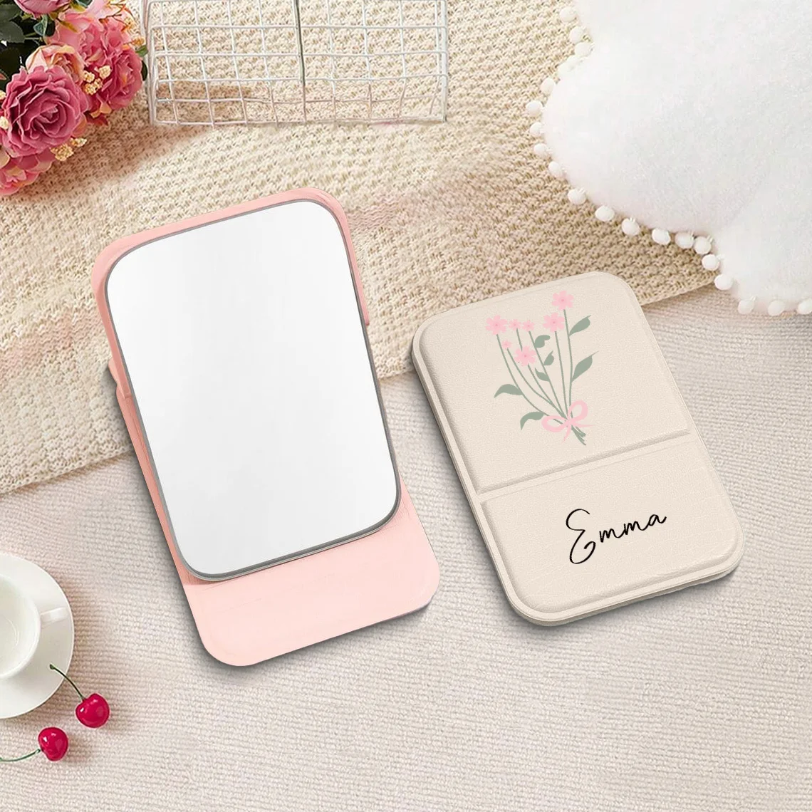 1 custom PU makeup mirror Mini Pocket Portable Gift set PU folding mirror Qixi gift simple high sense flip mirror