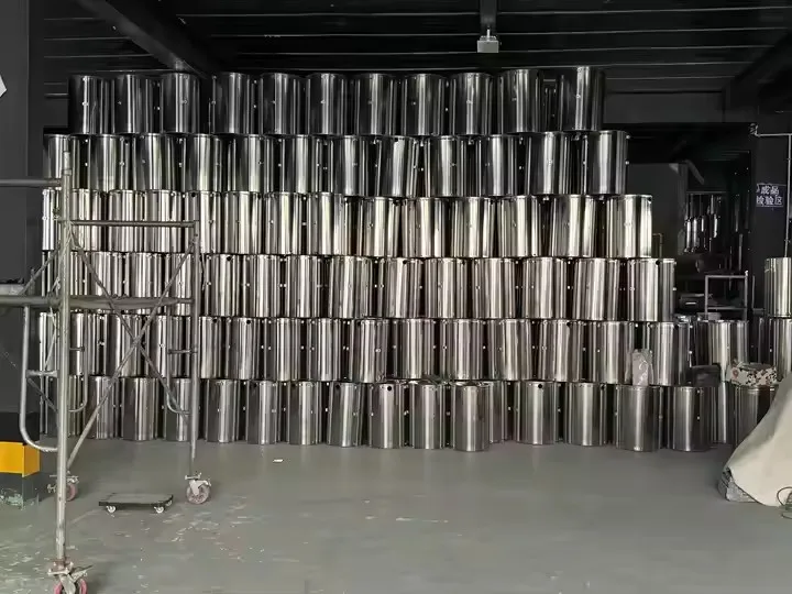 ضمان لمدة سنة واحدة، إطار مكونات أساسية، ثمانية صناديق يدوية من الفولاذ المقاوم للصدأ، أدوات تربية النحل لاستخدام المزرعة #6