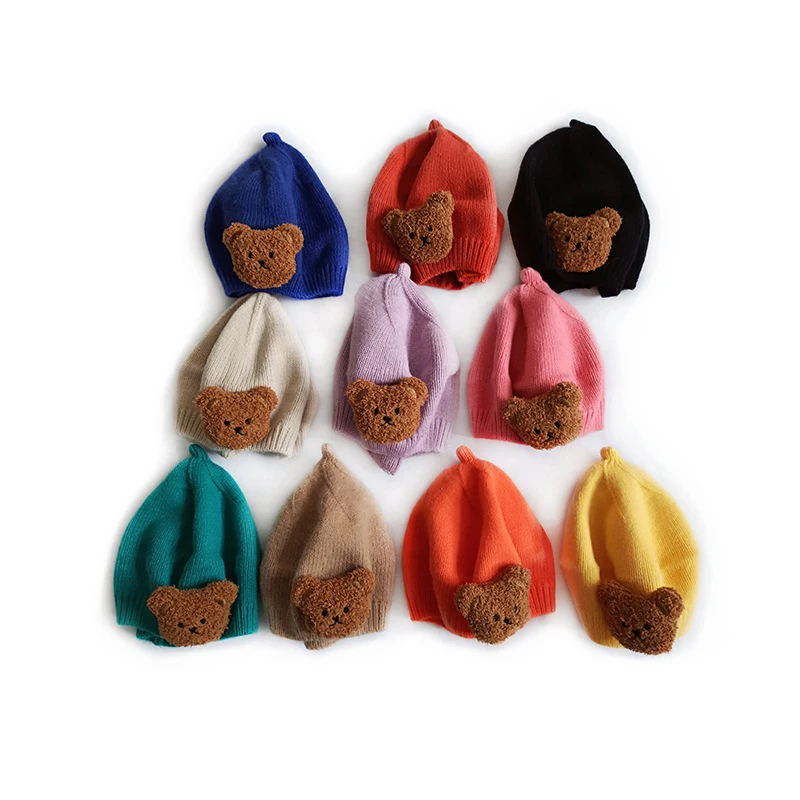 Nette Baby Mädchen Gestrickte Baskenmütze mit Bär Puppe Kinder Maler Kappe Koreanischen Stil Motorhaube Beanie Künstler Mädchen Jungen Winter Kopfbedeckungen