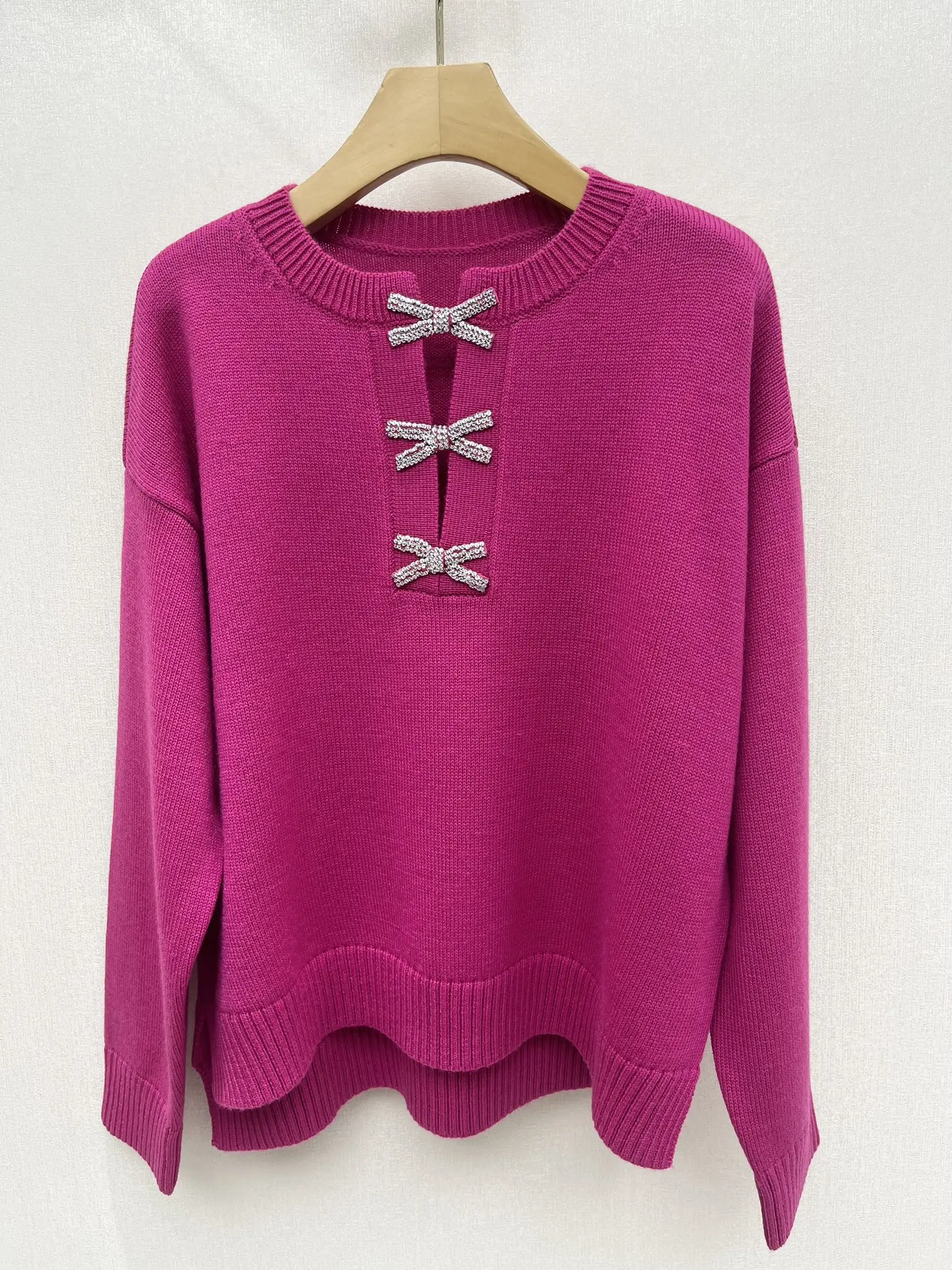 2024 Autumn New Women's Clothing Handmade diamond studded butterfly knot wool knitted sweater 0822