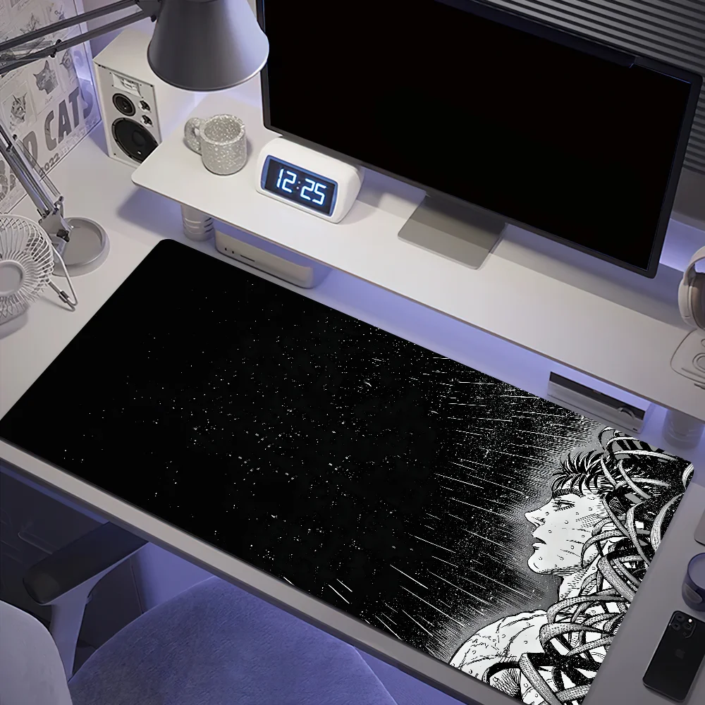 Anime B-Berserk Black White Skull Mouse Pad Desk Mat Large Non-slip Anti-fray Keyboard Ergonomic Office Rubber PC Home Custom