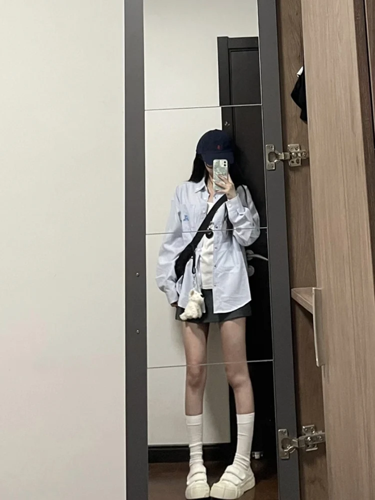 

Женская длинная све в полоску в американском стиле ретро, весенне-осенняя свободная цветная верхняя одежда с блузками, повседневная одежда на пуговицах...