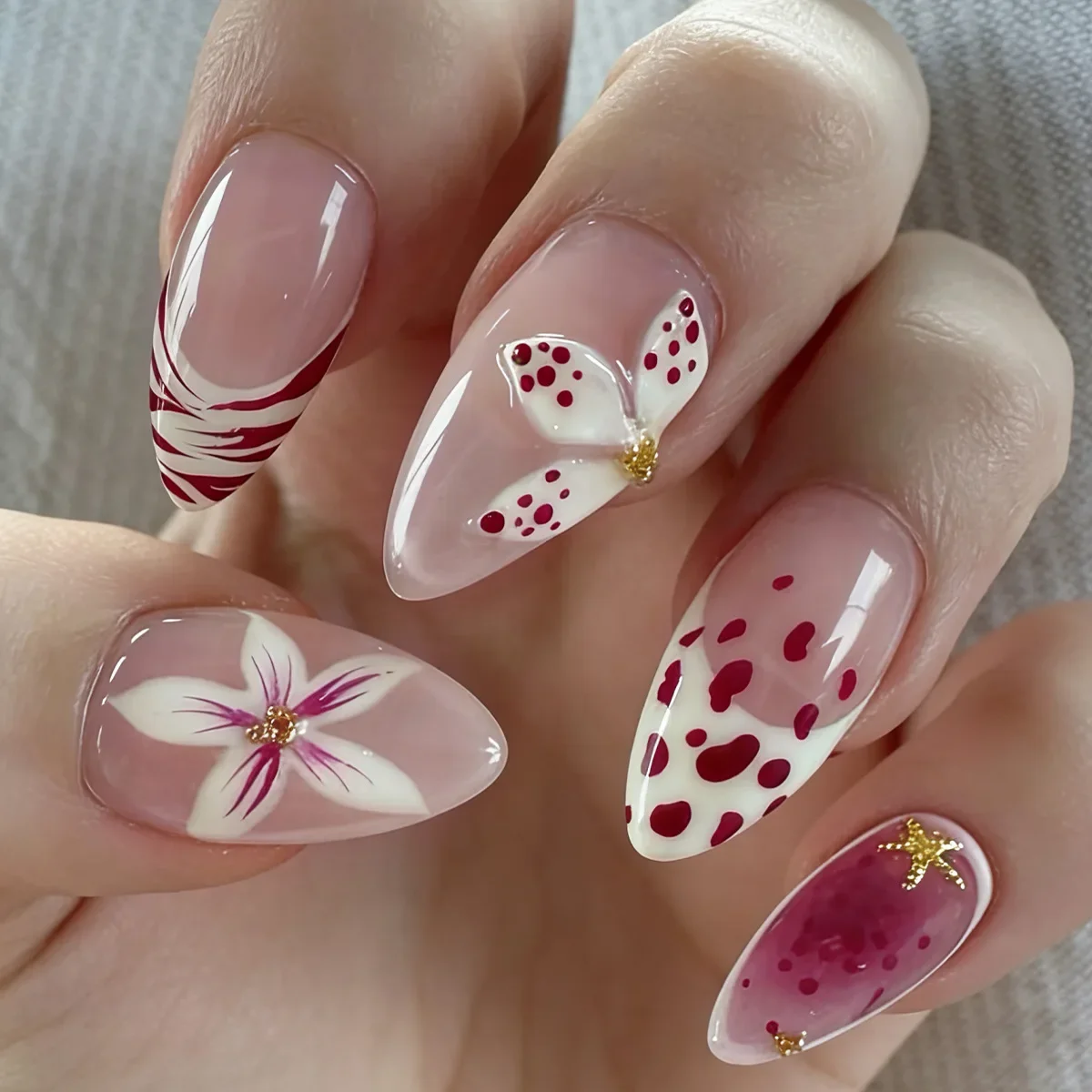 

24pcs Fake Nails for Women Girls Gradient Pink Embossed Flowers with Leopard Print Almond Tips Press on False Nail Finished Sets