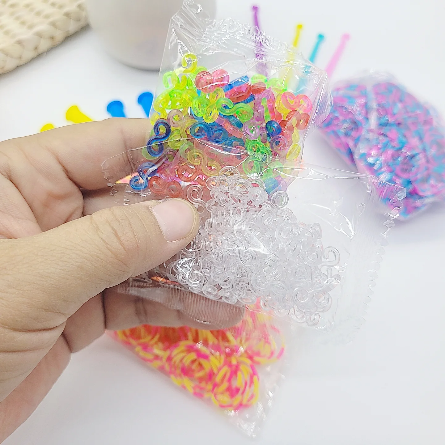 Friendship Bracelet Set, Includes 2 Large Plastic Slingshots, 2 Plastic Crochet Hooks, 100Pcs Transparent S-Clips, 100Pcs Colorful S-Clips, 450Pcs Pink and Blue Rubber Bands, 450Pcs Pink and Yellow Rubber Bands, DIY Friendship Bracelet Making Kit, Crafts, Halloween and Christmas Party Supplies, Perfect Small Gifts view 6