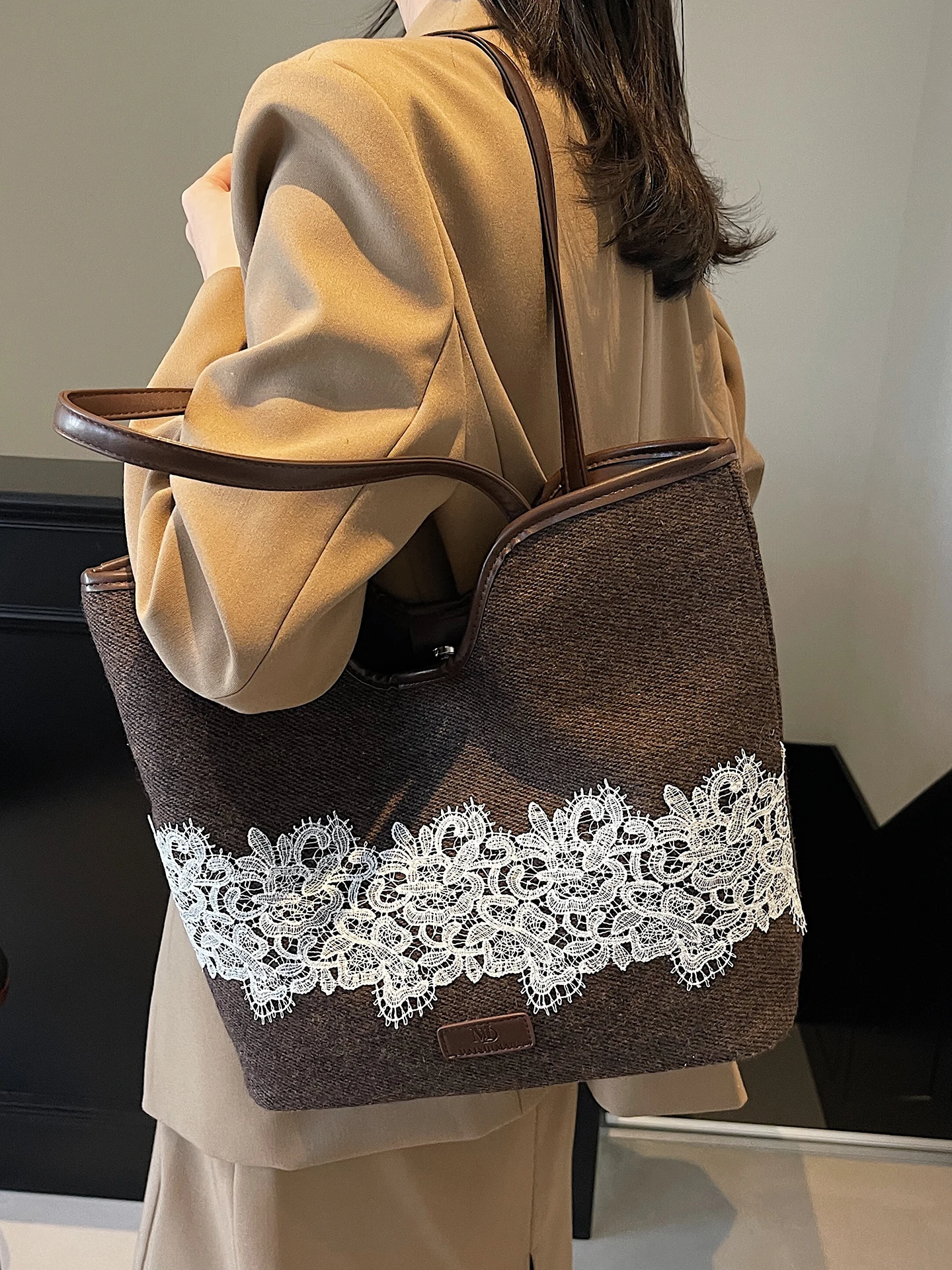 

Large Capaci Lace Canvas oulder Bag Casual Tote Bag for Women Autumn Winter Versatile College Students Class Bag