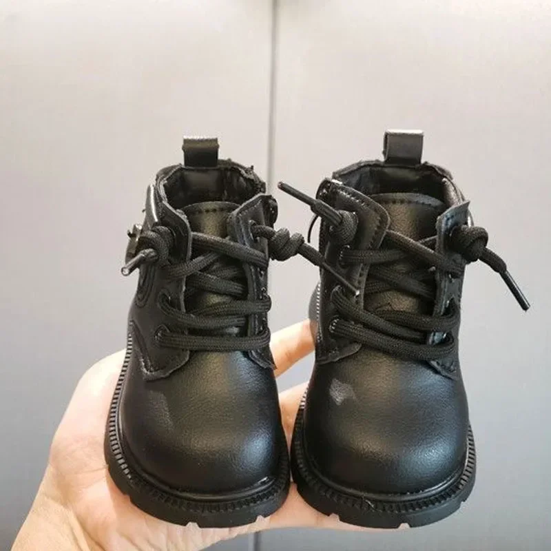 Girls Winter Add Plush and Thick Warm Boots Anti Slip Baby Walking Shoes Trend All-match Black Leather Boots Princess Shoes Boot