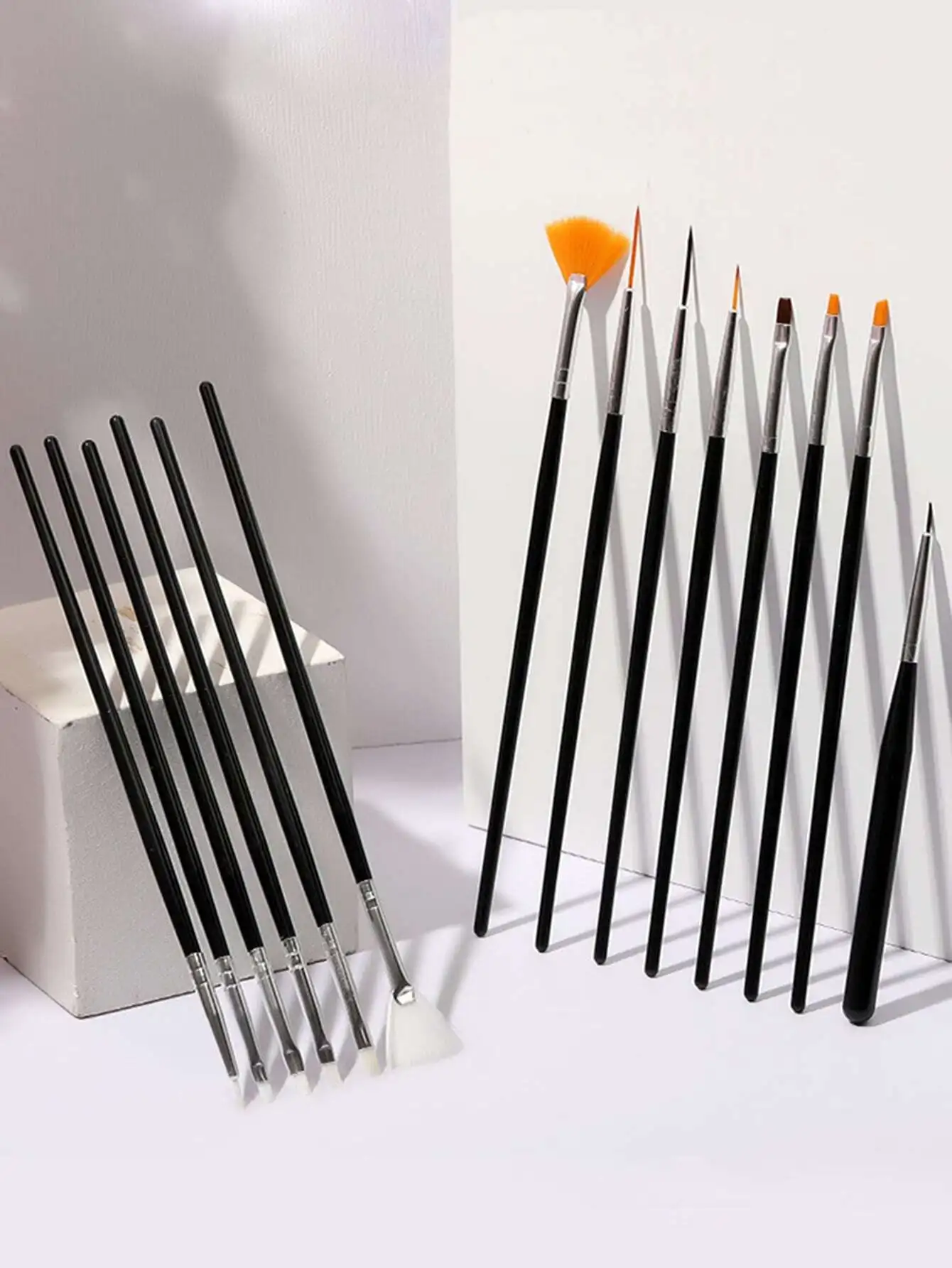 Thumbnail 2 - #8 Best Art Brushes to Buy In 2026
