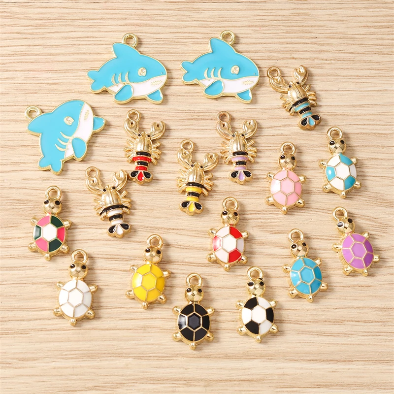10 Stück niedliche, gemischte Emaille-Anhänger in Form von Schildkröten, Hummern und Haien zum Basteln von Ohrringen, Halsketten und Armbändern, für DIY-Bastelarbeiten und Schmuckzubehör. – Detail 3