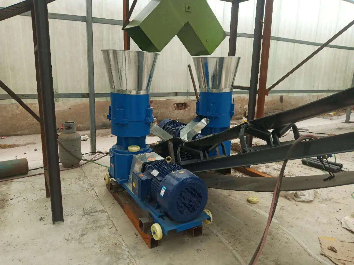 Small Model Animal Feed Pelle Equipment