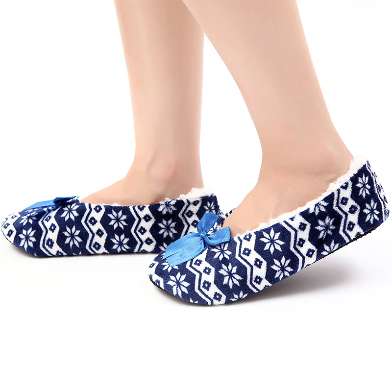 Mntrerm Winter Women Snowflake Bottom Soft Home Slippers Warm Cotton Shoes Women Indoor Slippers Slip-On Shoes for Bedroom House