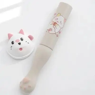 

Cat Claw Lip Scrub Brush Reusable Silicone Makeup Applicator for Women Aluminum Handle Beauty Tool