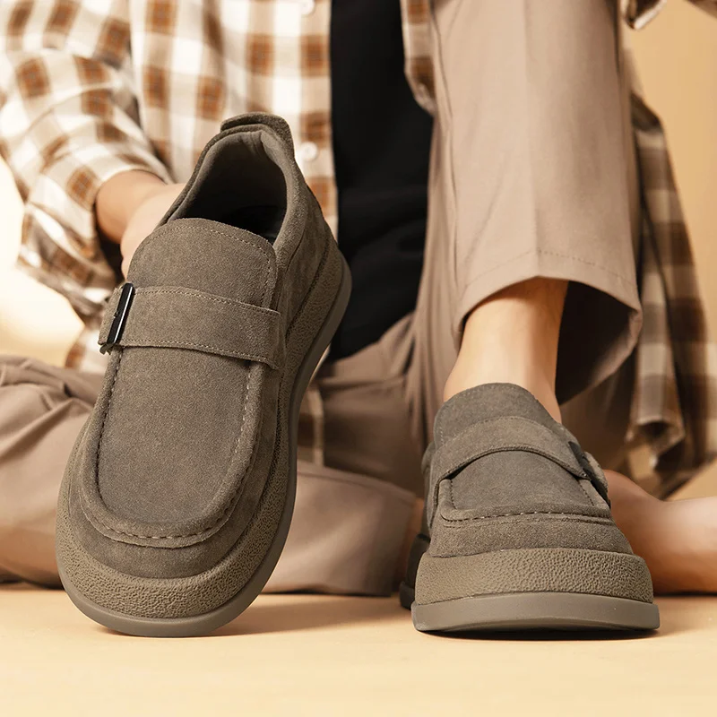 

Retro Brown Men's Suede Loafers Autumn And Winter Slip on Shoes Men Comfortable Casual Skateboard Shoes for Men Gentlemen 39-44
