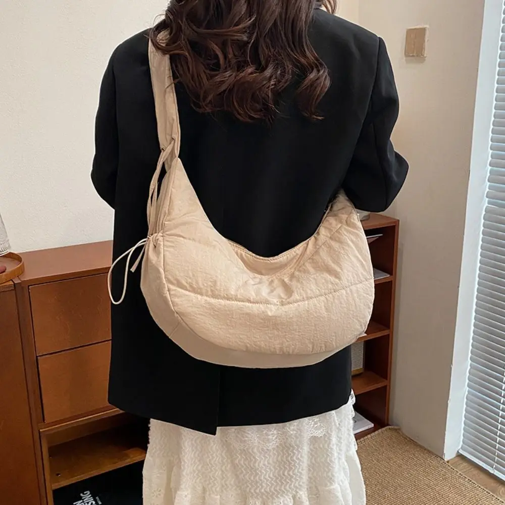 

Cool Nylon Pleated Hand Bag Korean Style Crossbody Bag INS Shoulder Bag Luxury Portable Fashion Underarm Bag Storage Bag