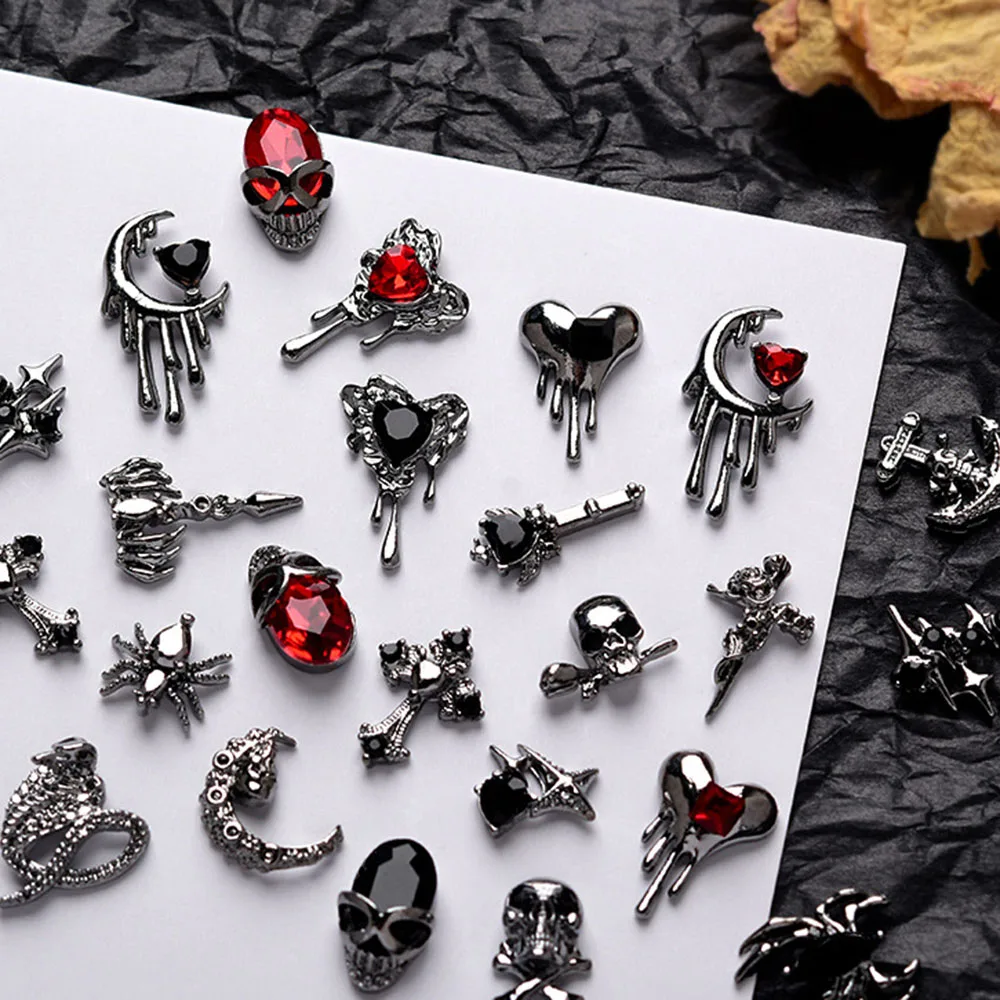 10pcs Darkness Metal Nail Charms Heart with Dark Gems Luxury Nail Decoration 3D DIY Parts Retro Style Aolly Black Heart Charm